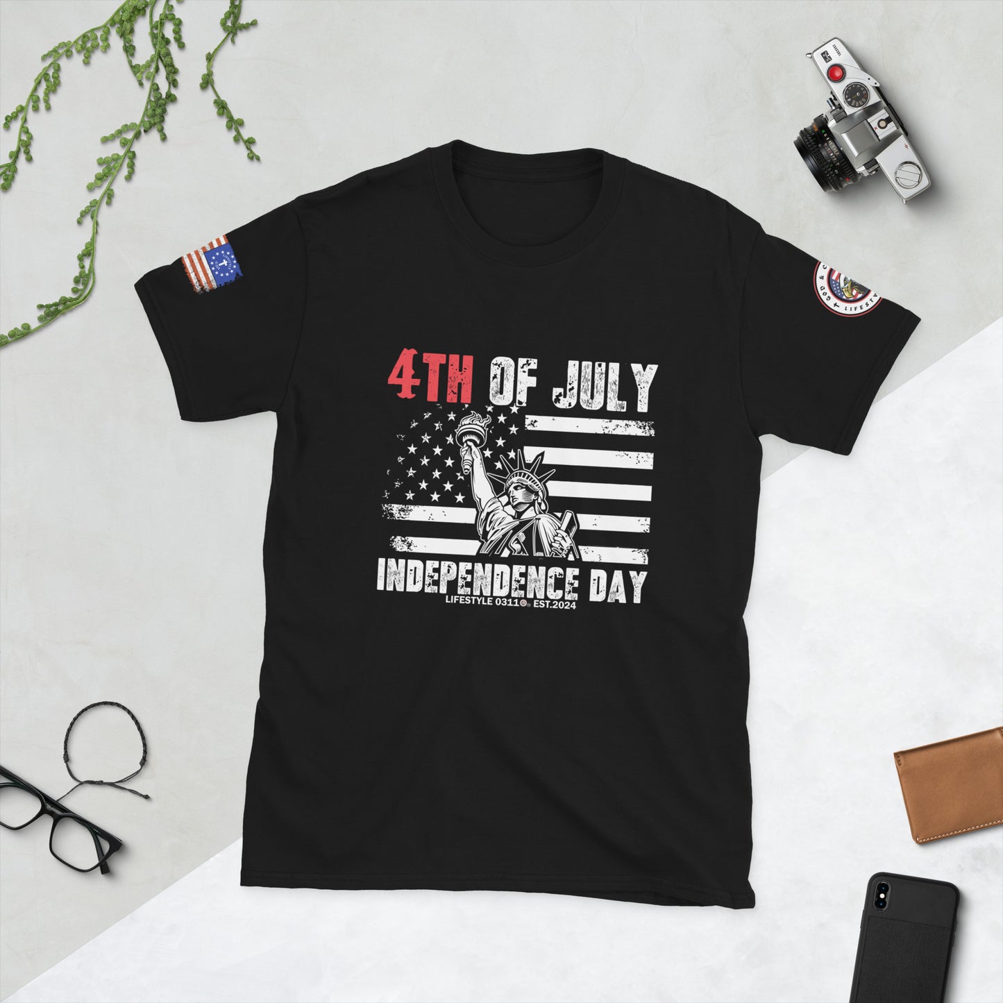 4th of July Statue of Liberty Short-Sleeve Unisex T-Shirt